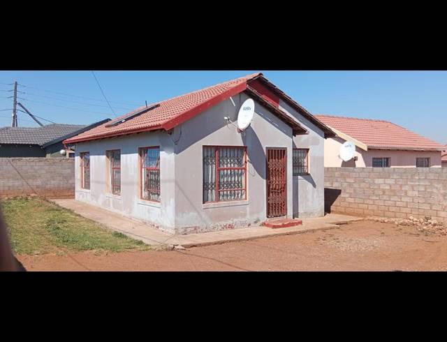 3 BEDROOM HOUSE FOR SALE IN BRAM FISCHERVILLE